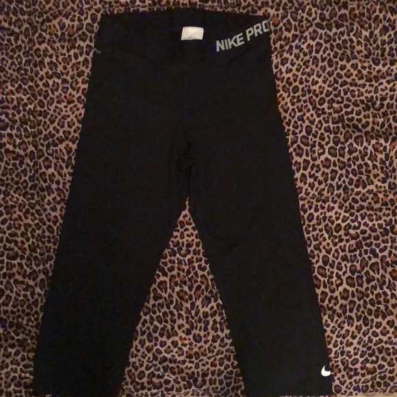 Nike Other - Nike pro compression capris